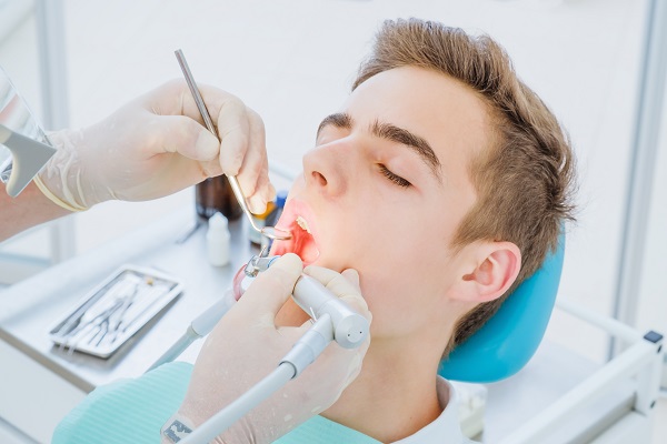 Is Dental Bonding A Cosmetic Dental Procedure?