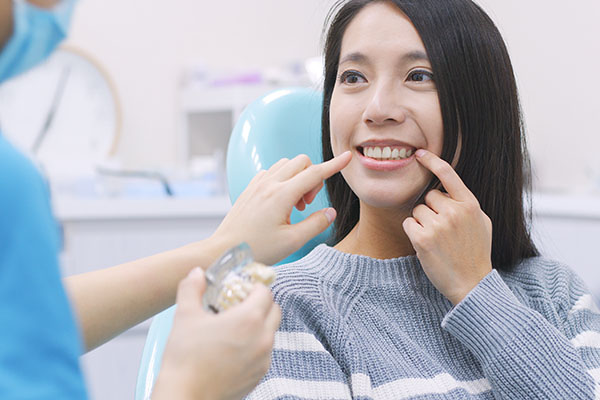 When Is Dental Bonding The Right Choice For Me?
