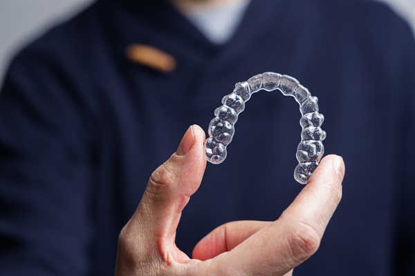A Comparison Of Invisalign® Vs  Braces